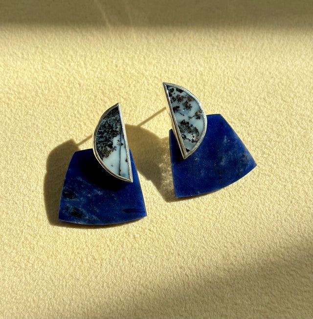 COLLAGE Earring / Dendritic Agate + Sodalite