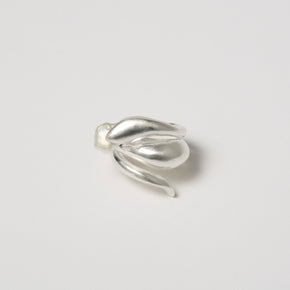 Sterling silver modernist snake ring with freshwater pearl