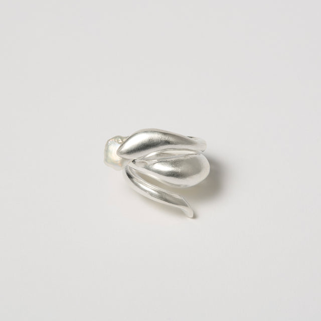 Sterling silver modernist snake ring with freshwater pearl