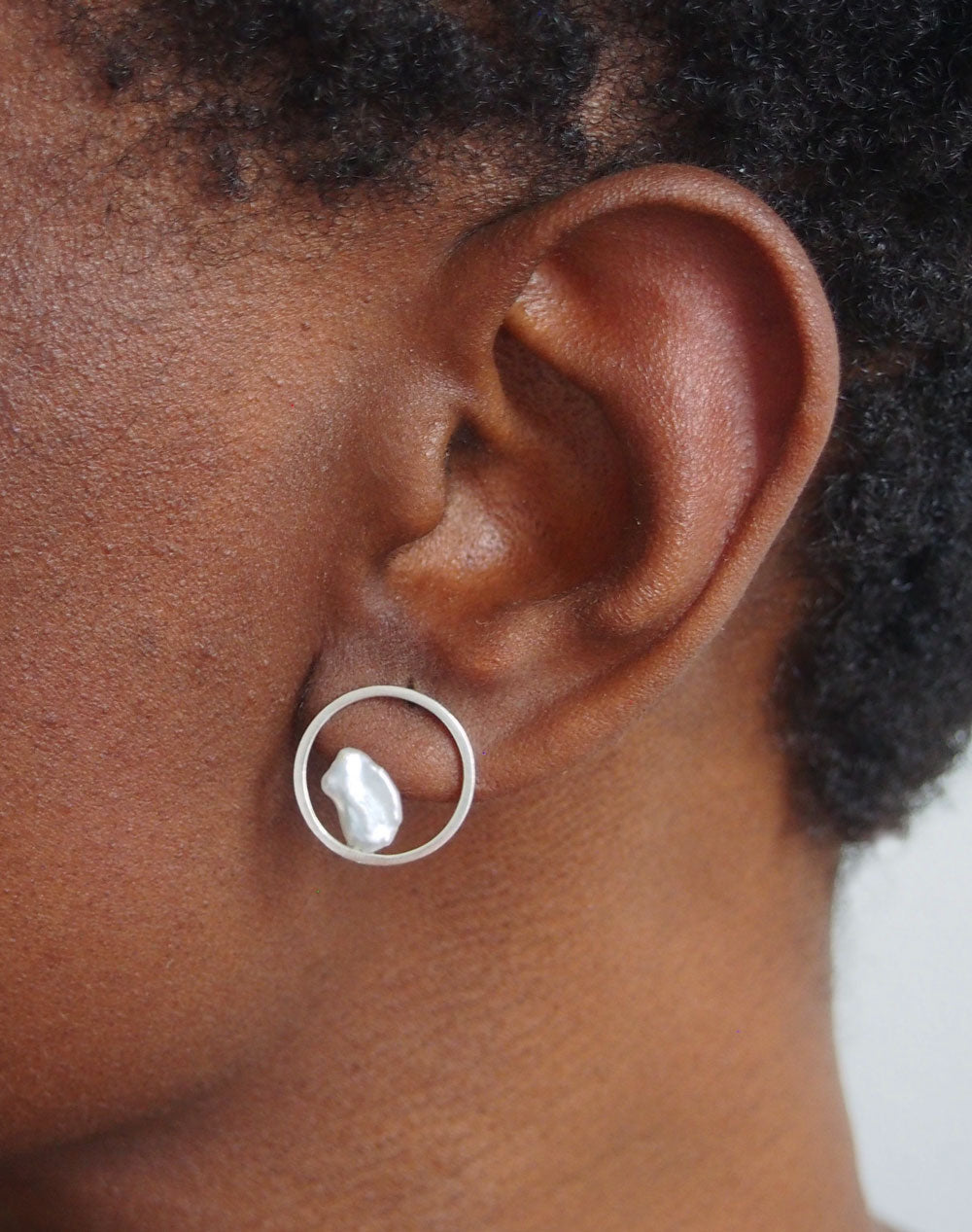Nest Hoop Earring / Sterling Silver + Lagniappe Pearl