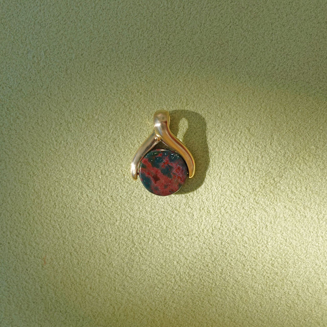 The Wishbone / Bloodstone + 10k Gold